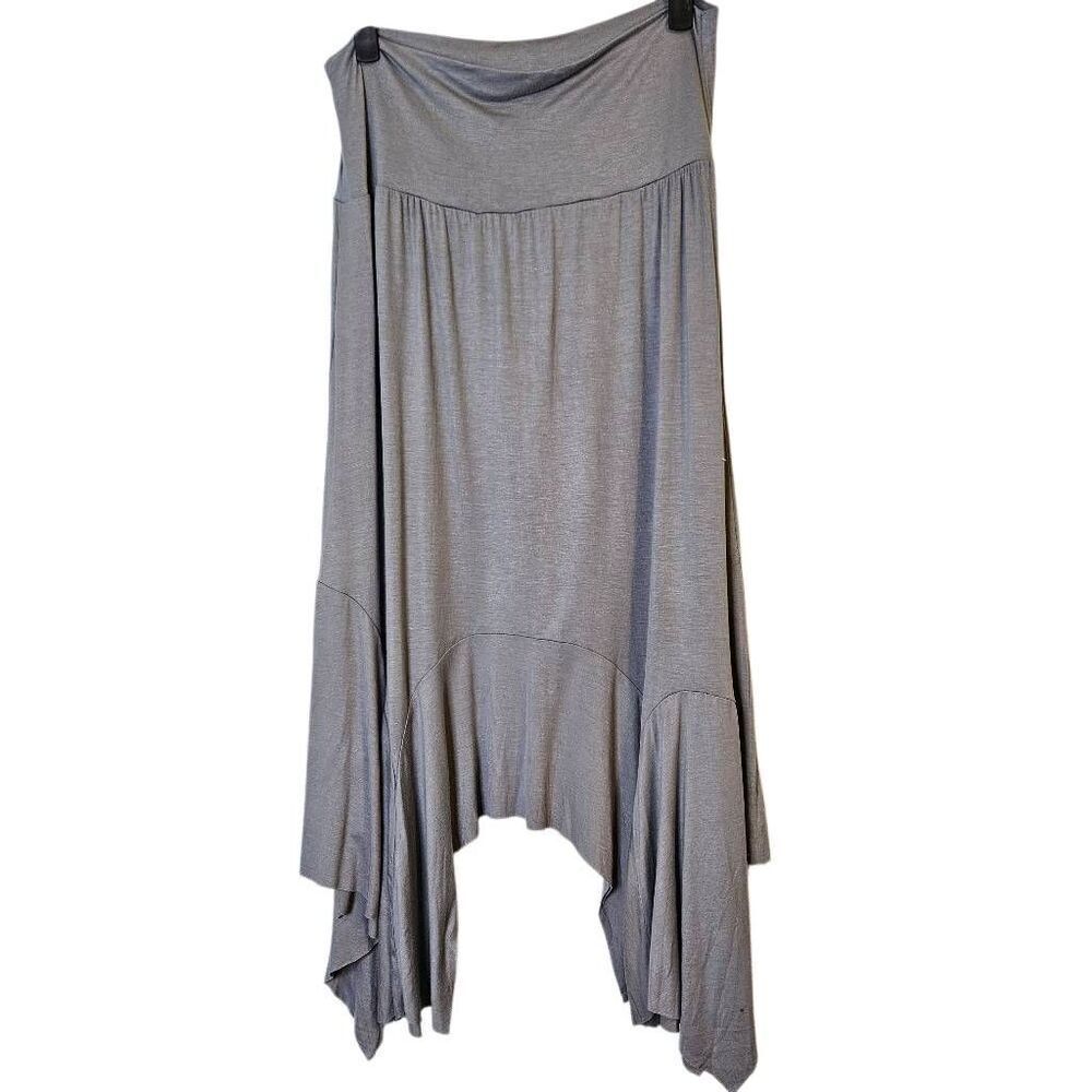 Umgee skirt, bluish gray. Size L. NWT.